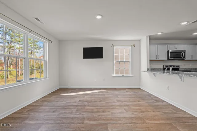 $1,650 | 122 March Creek Drive, Fuquay-Varina, NC 27526