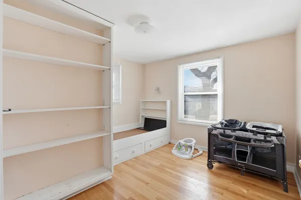 $220,000 | 1228 East Dover Court, Davenport, IA 52803