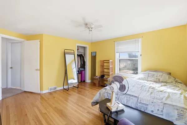 $220,000 | 1228 East Dover Court, Davenport, IA 52803
