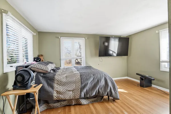 $220,000 | 1228 East Dover Court, Davenport, IA 52803