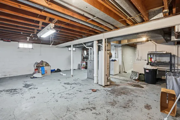 $220,000 | 1228 East Dover Court, Davenport, IA 52803