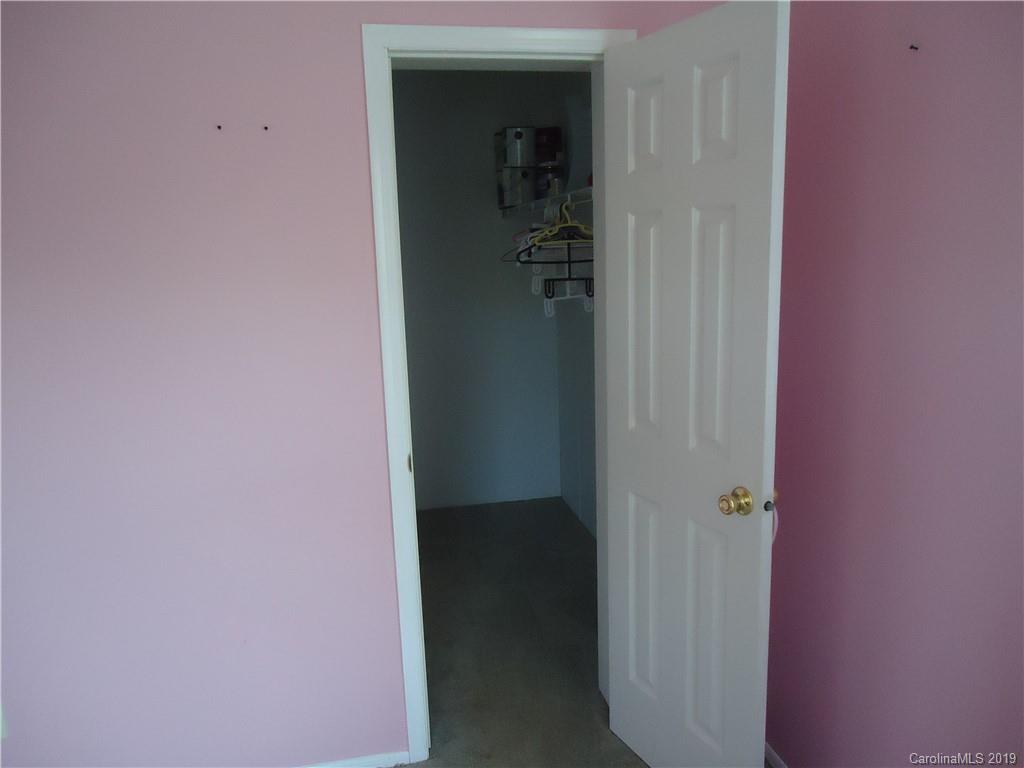 744 Spring Pointe Drive Stony Point, NC 28678 - Photo 8 of 32 Gallery Image 8