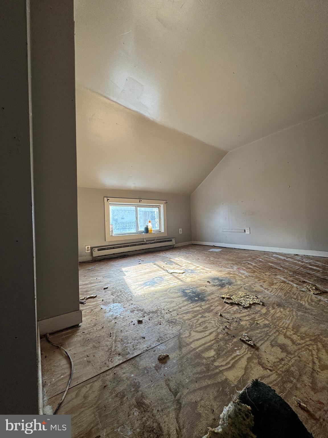 1407 Walnut Street Ashland, PA 17921 - Photo 5 of 6 a view of empty room with window
