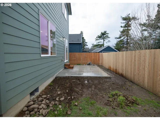 $465,000 | 934 H Avenue, Seaside, OR 97138