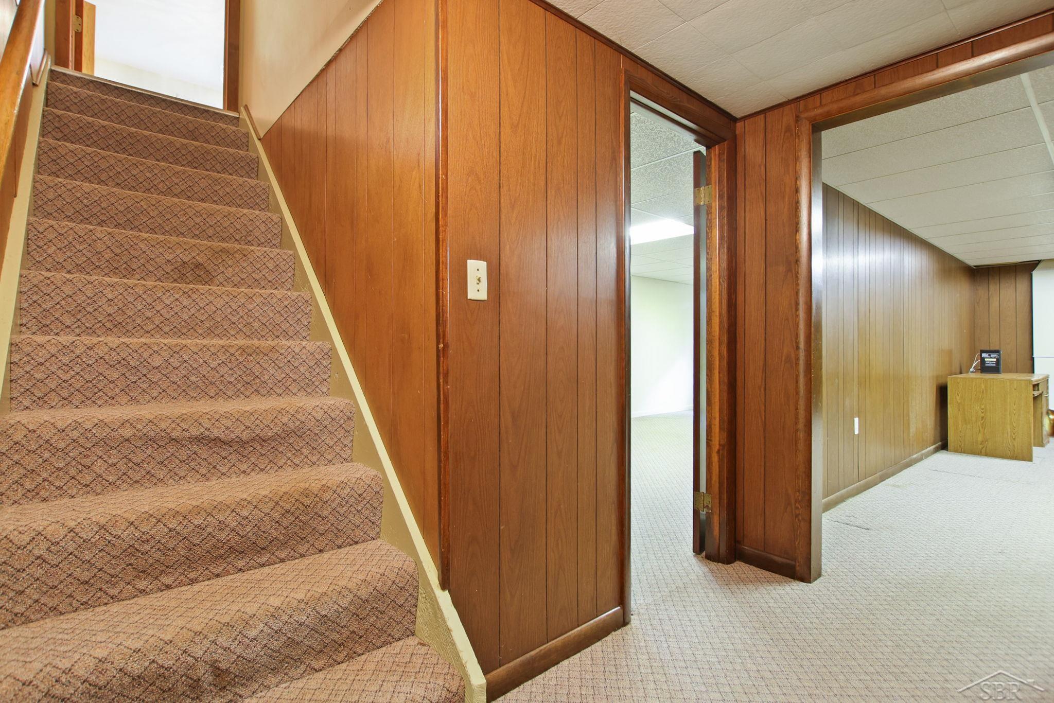 202 South Spring Street Midland, MI 48640 - Photo 26 of 46 50117475-25.JPG