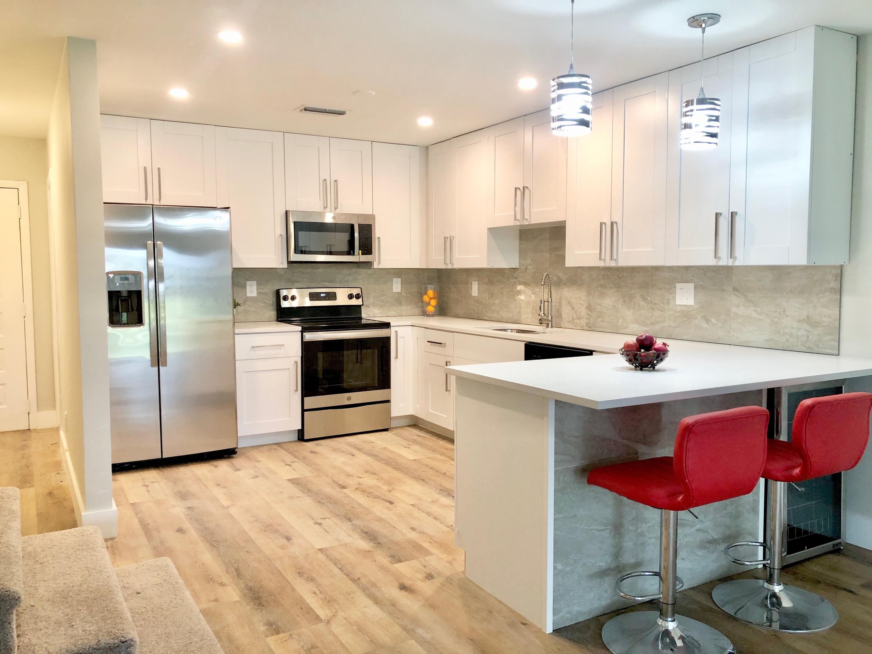 8904 Southwest 22nd Street, Unit E Boca Raton, FL 33433 - Photo 4 of 27 IMG-0788