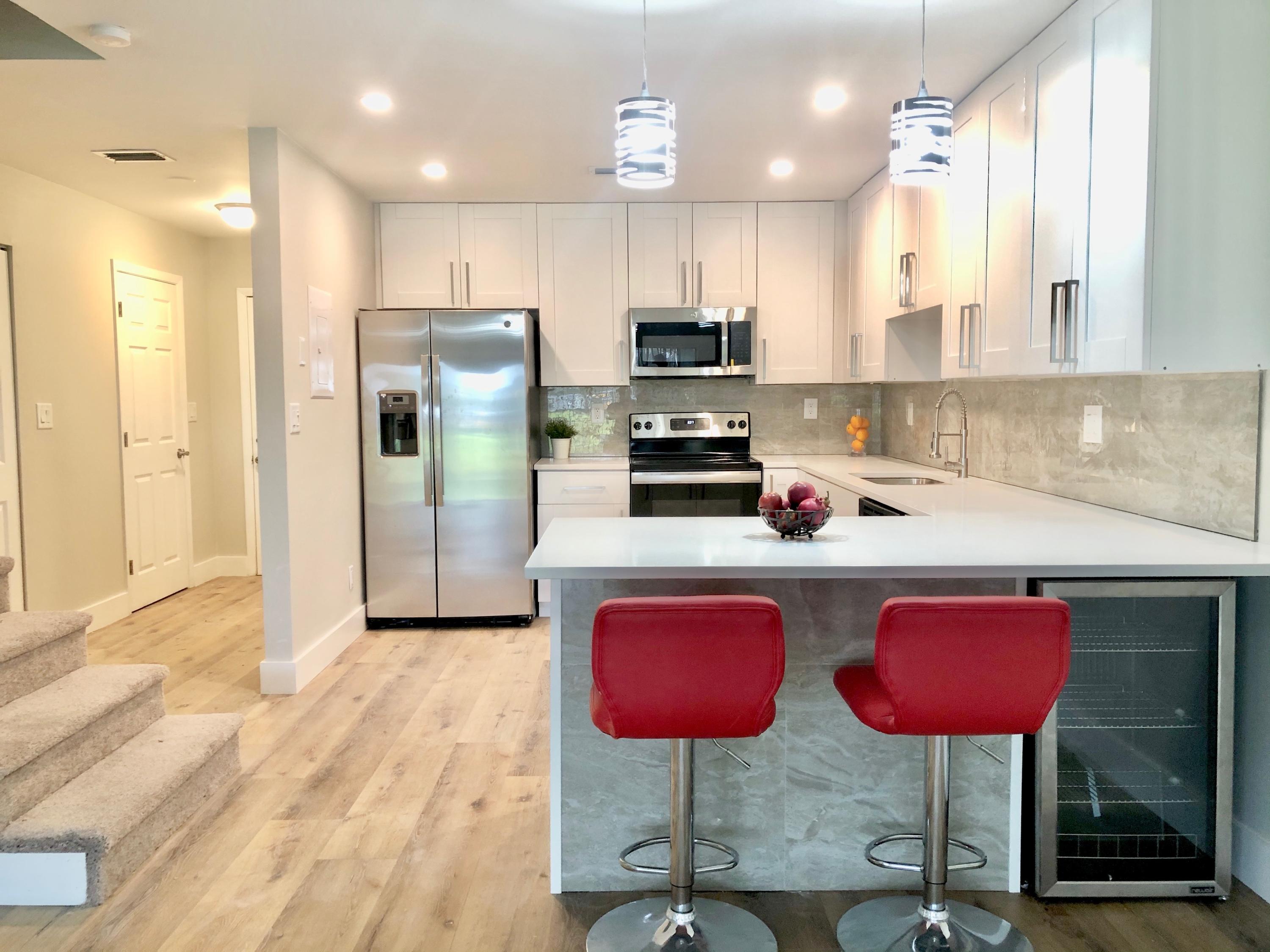 8904 Southwest 22nd Street, Unit E Boca Raton, FL 33433 - Photo 6 of 27 IMG-0785