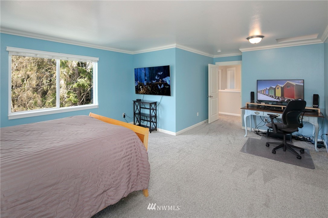 21830 37th Drive Southeast Bothell, WA 98021 - Photo 14 of 31
