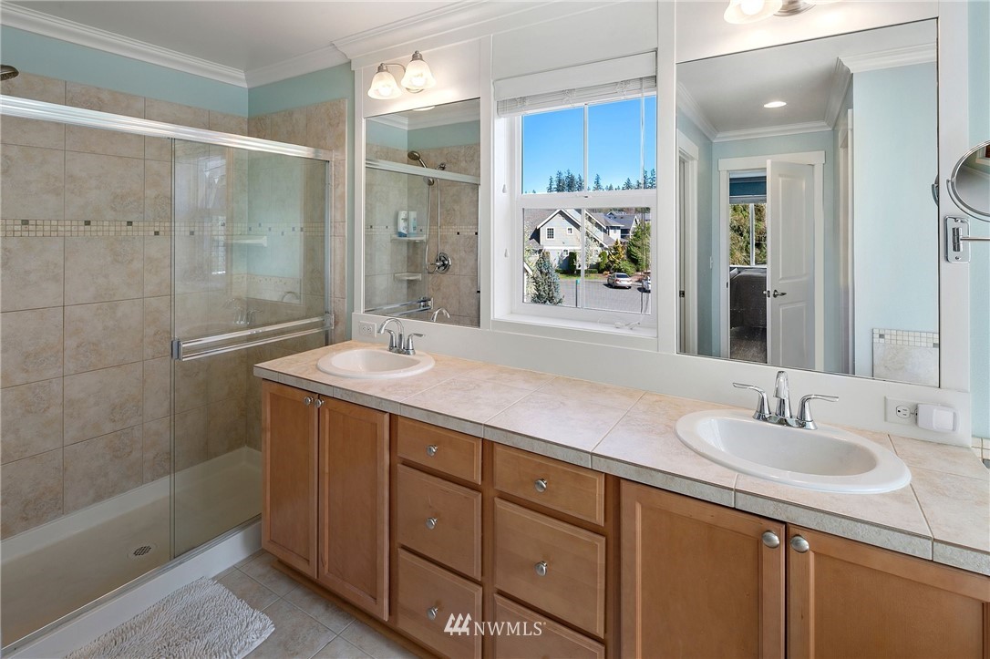 21830 37th Drive Southeast Bothell, WA 98021 - Photo 18 of 31