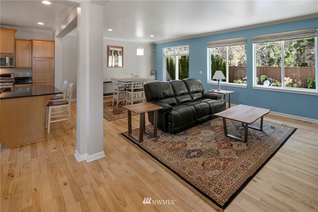 21830 37th Drive Southeast Bothell, WA 98021 - Photo 4 of 31