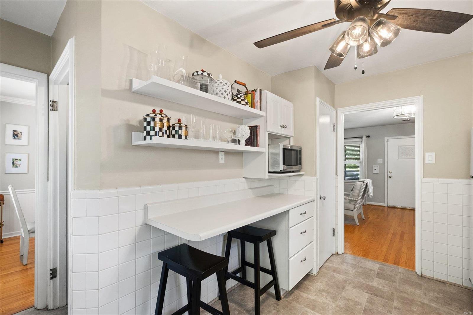 1540 North Berry Road St. Louis, MO 63119 - Photo 8 of 28 Gallery Image 8