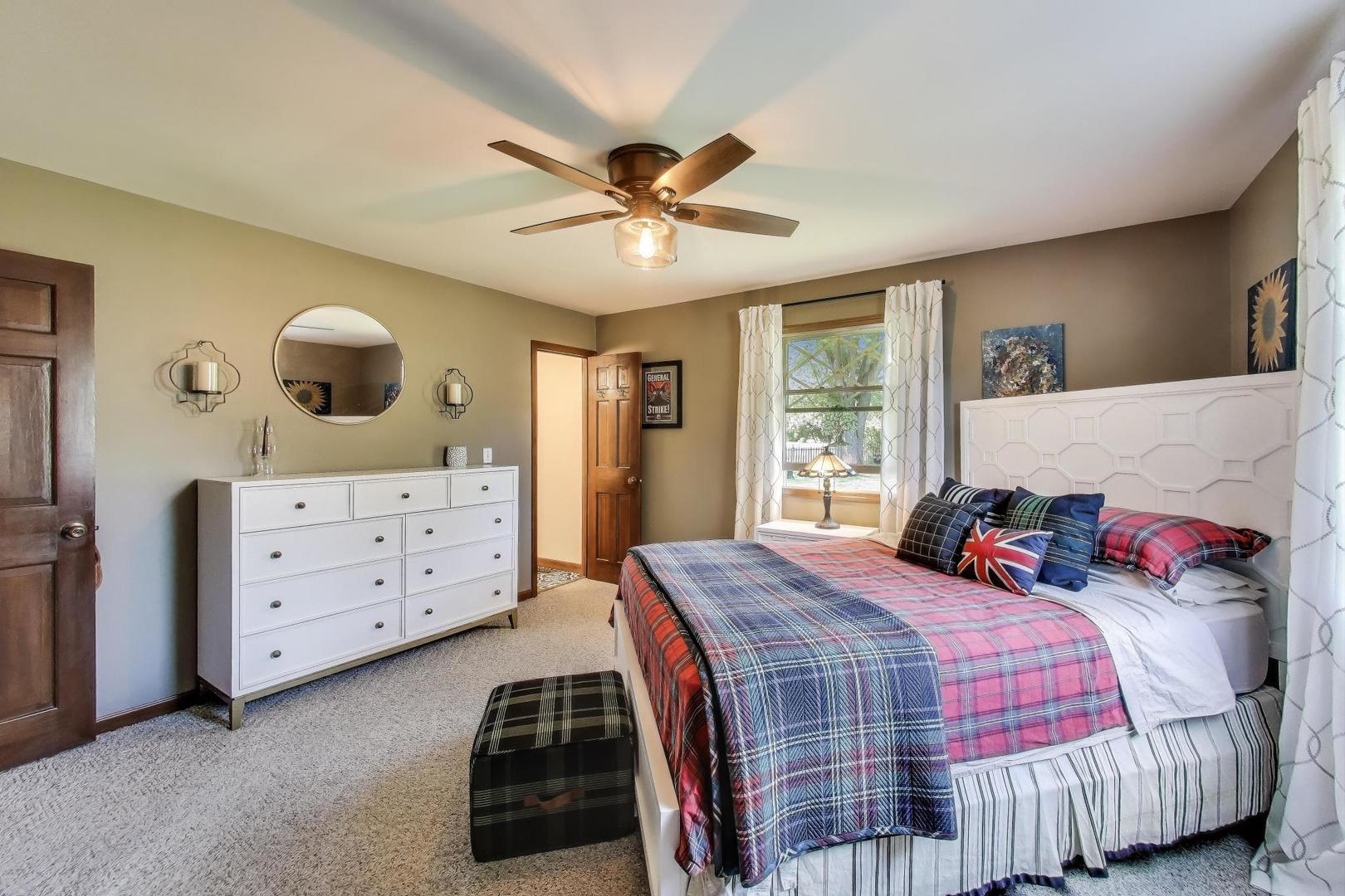 9623 North Hunters Lane Spring Grove, IL 60081 - Photo 22 of 49 Gallery Image 22