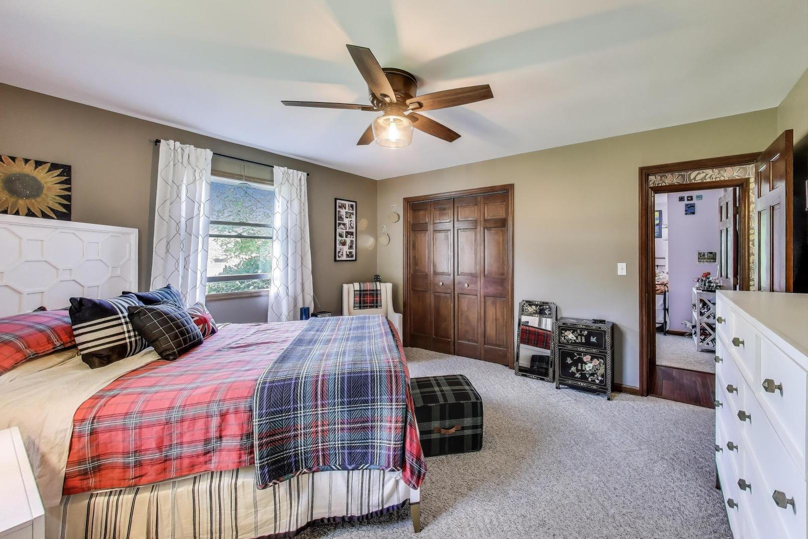 9623 North Hunters Lane Spring Grove, IL 60081 - Photo 23 of 49 Gallery Image 23