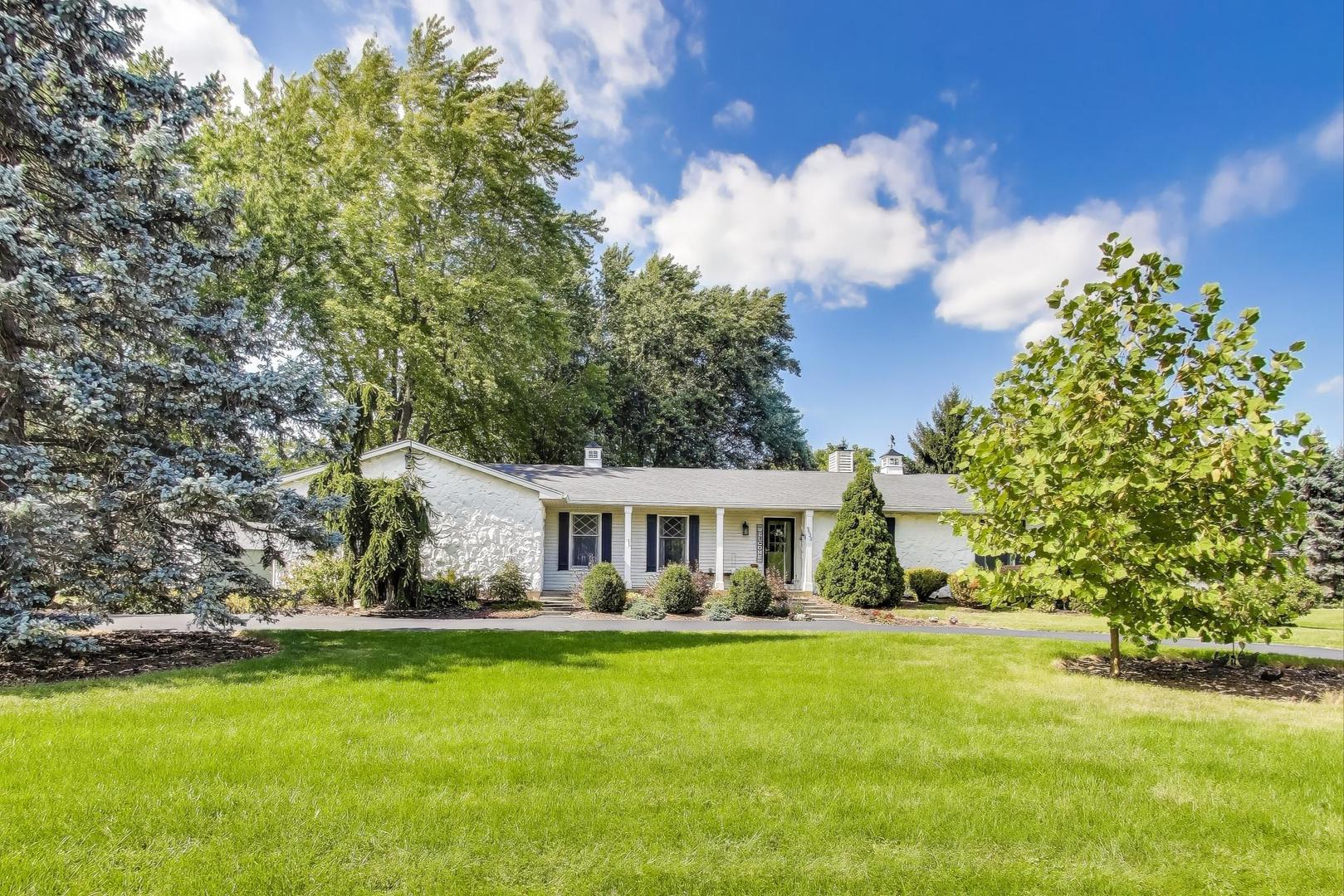 9623 North Hunters Lane Spring Grove, IL 60081 - Photo 4 of 49 Gallery Image 4