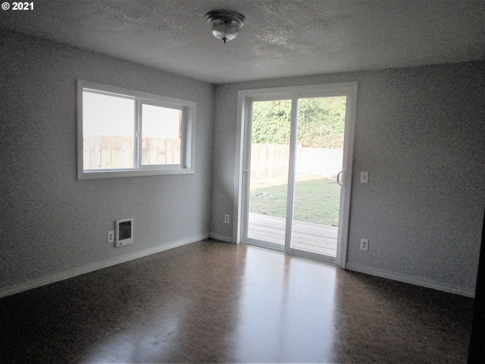 723 Bender Street Myrtle Point, OR 97458 - Photo 18 of 32 Gallery Image 18