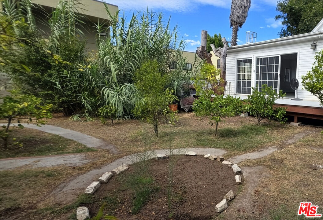 2016 20th Street, Unit B Santa Monica, CA 90404 - Photo 18 of 19