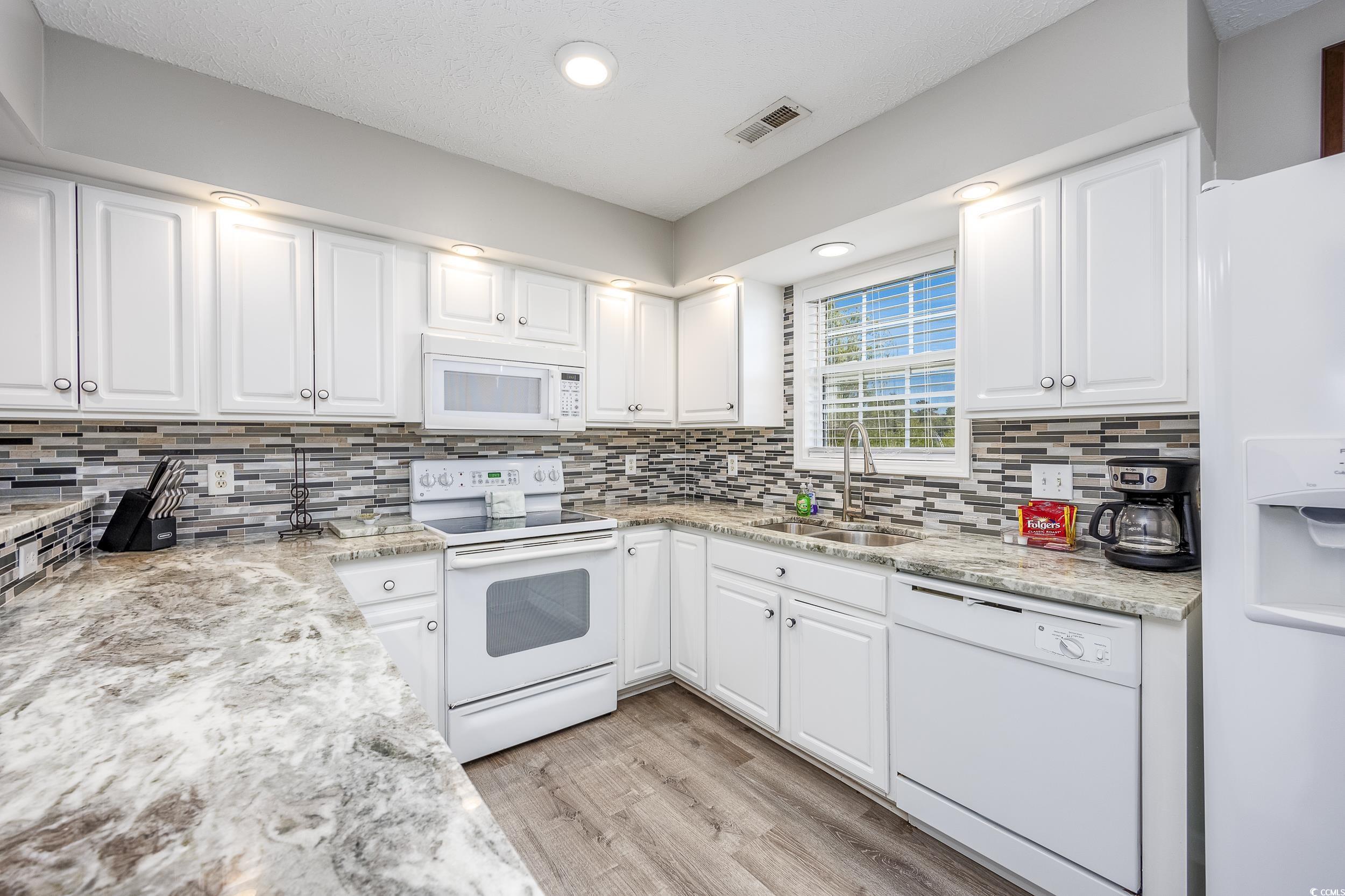 413 West Perry Road Myrtle Beach, SC 29579 - Photo 8 of 31 Gallery Image 8