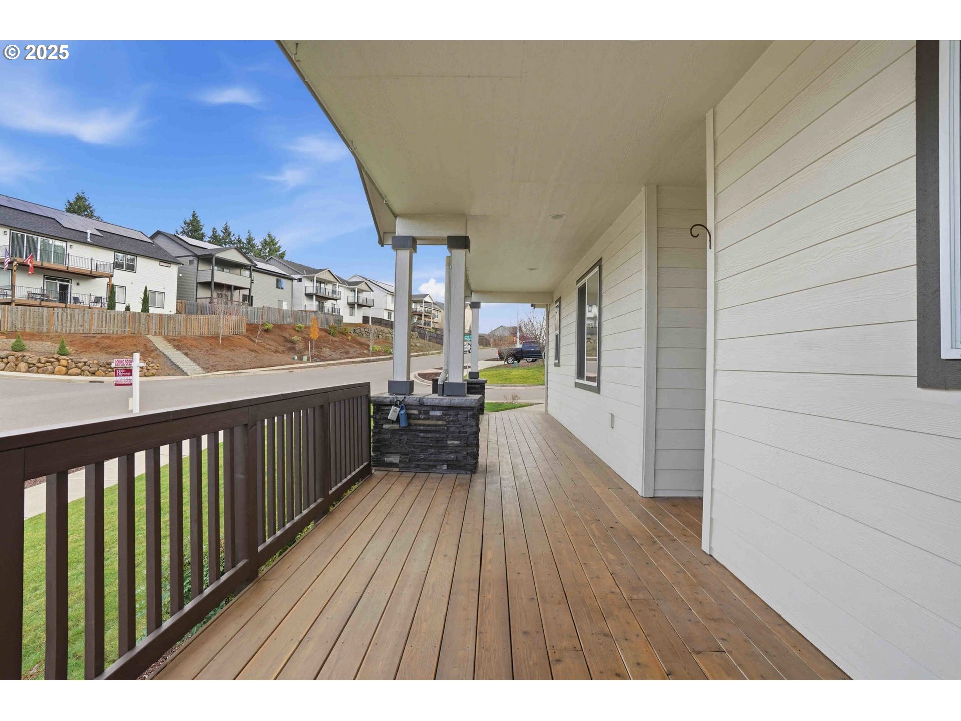 112 Summit View Avenue Southeast Salem, OR 97306 - Photo 7 of 47 a balcony with wooden floor
