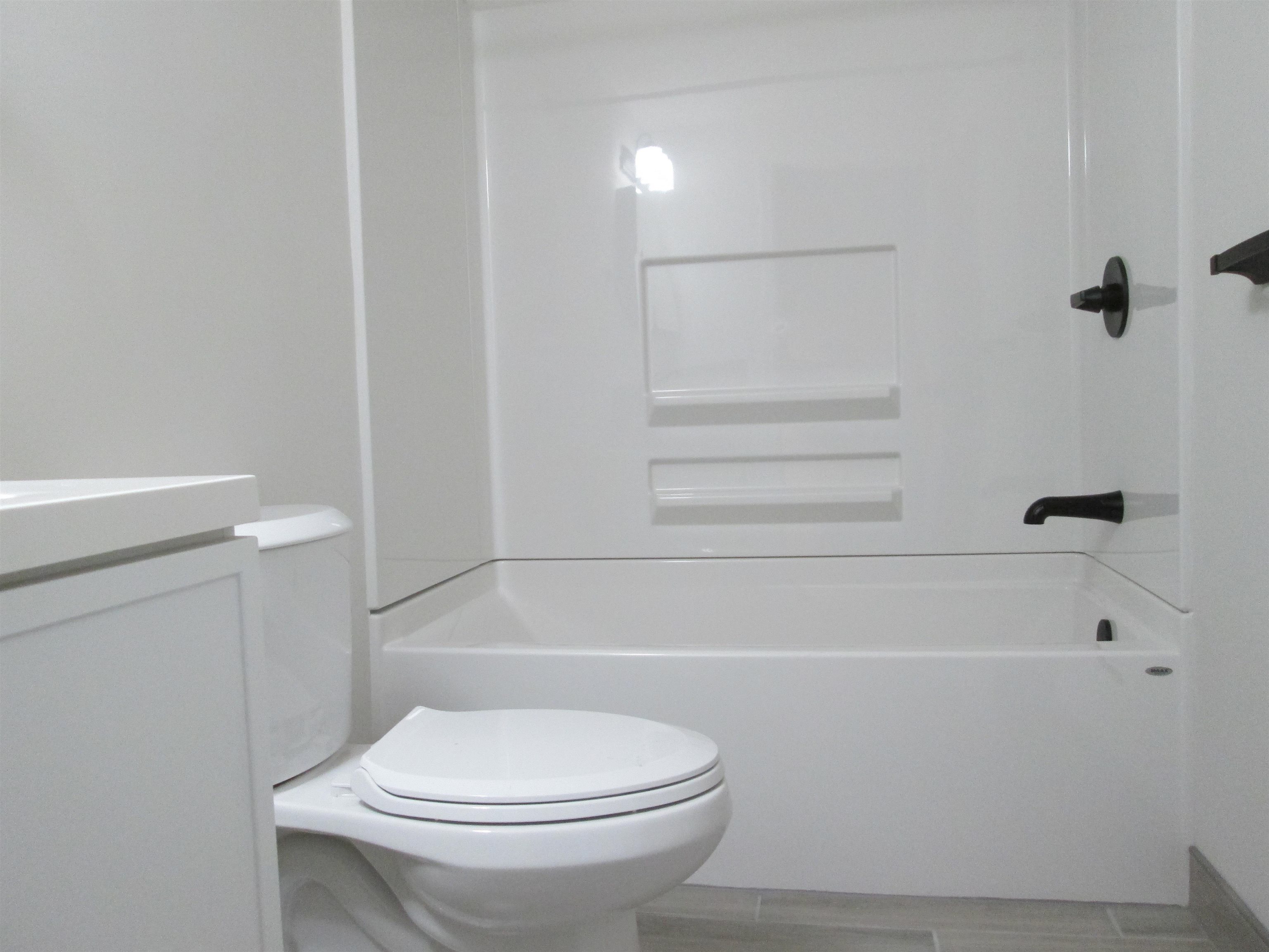 48 Ramsgate Ridge Drive, Unit 251 Nashua, NH 03063 - Photo 9 of 17