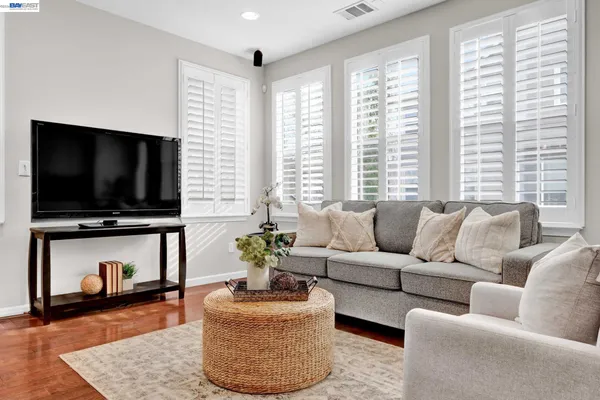 $1,225,000 | 6197 Yardley Lane, San Ramon, CA 94582