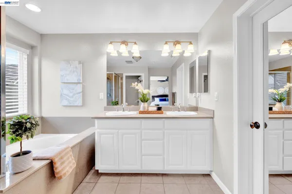 $1,225,000 | 6197 Yardley Lane, San Ramon, CA 94582