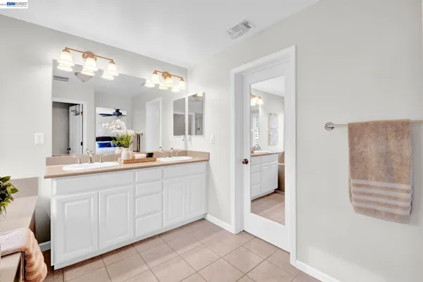 $1,225,000 | 6197 Yardley Lane, San Ramon, CA 94582