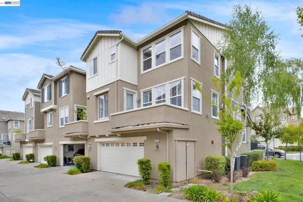 $1,225,000 | 6197 Yardley Lane, San Ramon, CA 94582