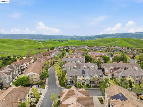 $1,225,000 | 6197 Yardley Lane, San Ramon, CA 94582