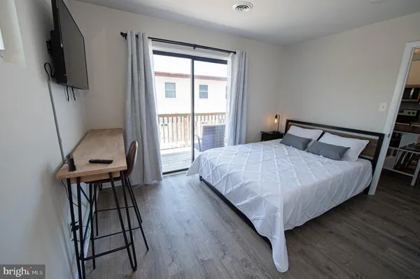 $1,995 | 318 Bayshore Drive, Unit C, Ocean City, MD 21842