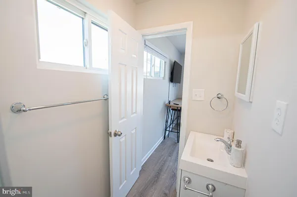 $1,995 | 318 Bayshore Drive, Unit C, Ocean City, MD 21842