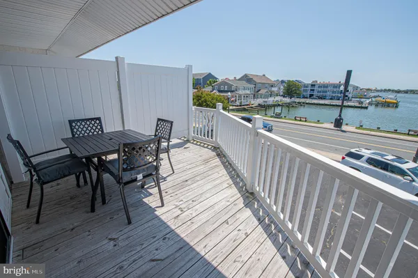$1,995 | 318 Bayshore Drive, Unit C, Ocean City, MD 21842