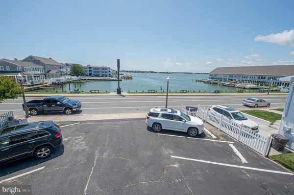 $1,995 | 318 Bayshore Drive, Unit C, Ocean City, MD 21842