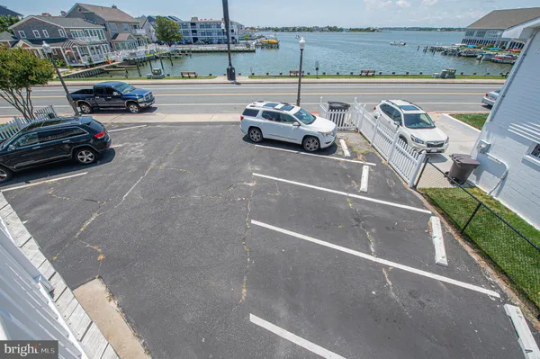 $1,995 | 318 Bayshore Drive, Unit C, Ocean City, MD 21842