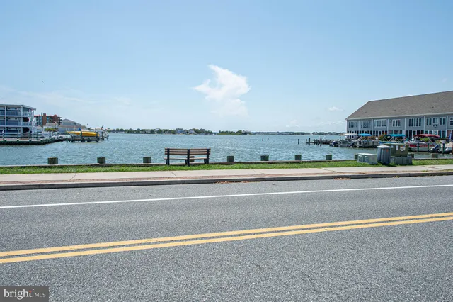 $1,995 | 318 Bayshore Drive, Unit C, Ocean City, MD 21842