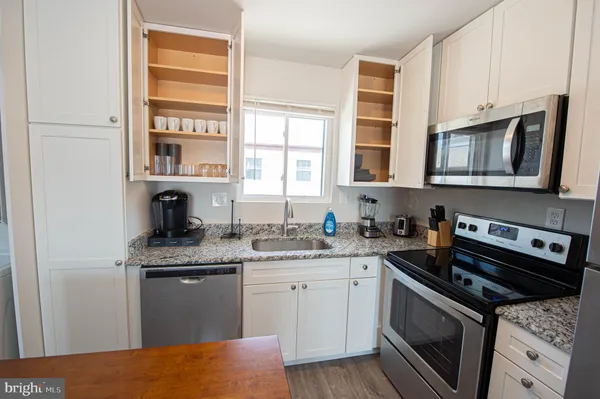 $1,995 | 318 Bayshore Drive, Unit C, Ocean City, MD 21842