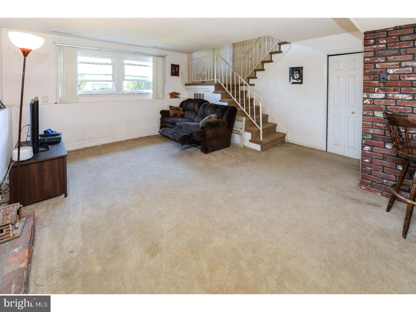520 Fordham Road Woodbury Heights, NJ 08097 - Photo 11 of 25 Family Room