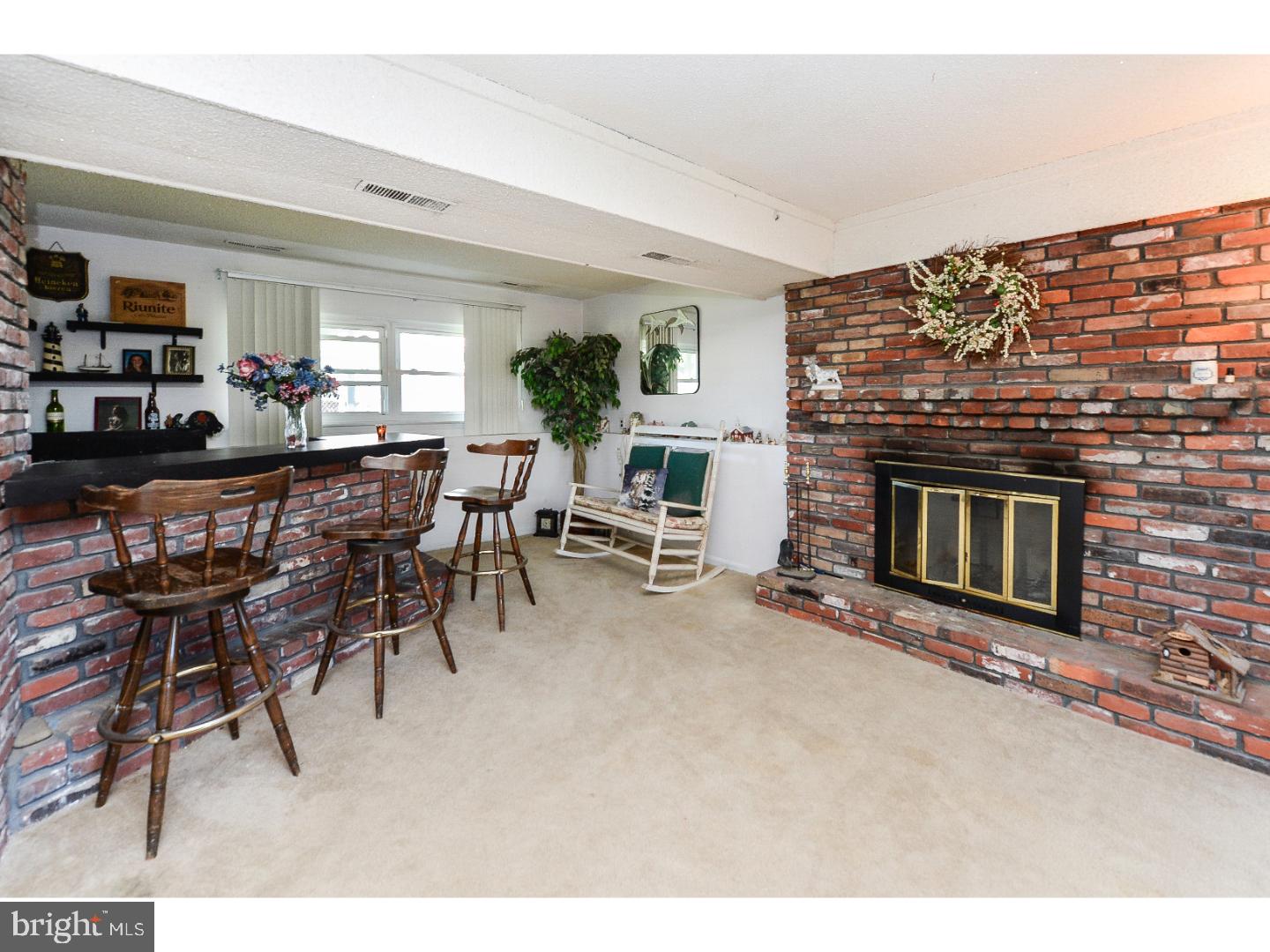 520 Fordham Road Woodbury Heights, NJ 08097 - Photo 12 of 25 Family Room