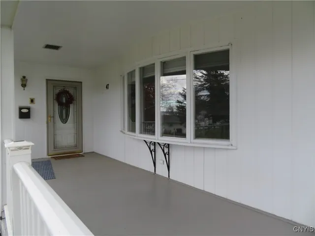 $399,900 | 47 Janet Terrace, New Hartford, NY 13413