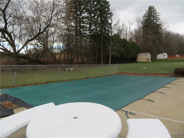 $399,900 | 47 Janet Terrace, New Hartford, NY 13413