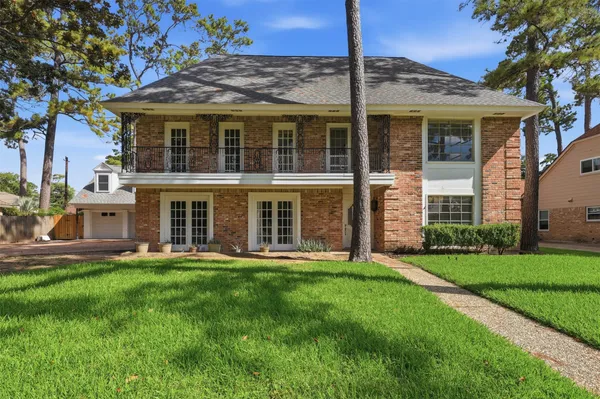 $320,000 | 5414 Foresthaven Drive, Houston, TX 77066