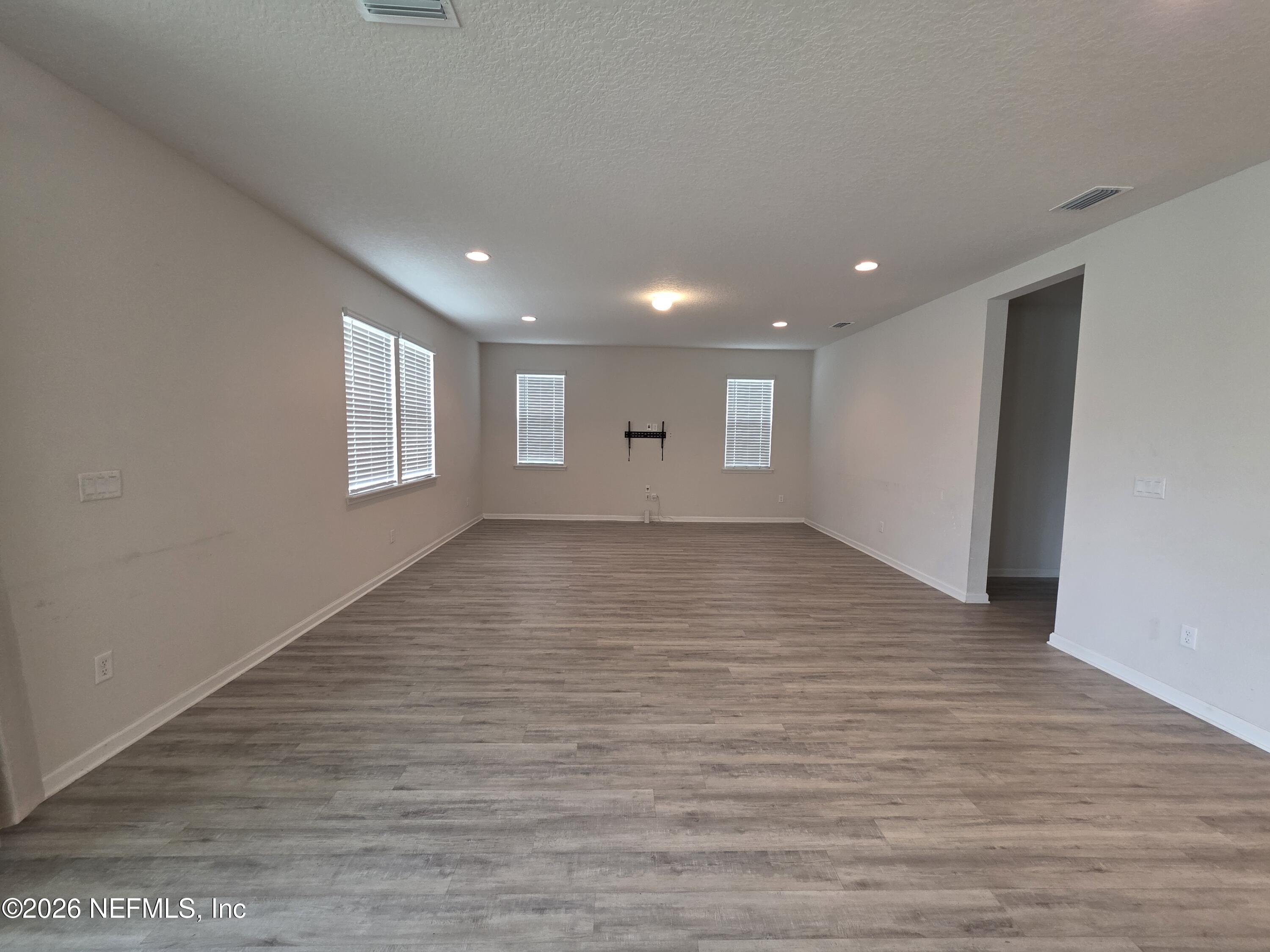 4537 Pine Ridge Parkway Middleburg, FL 32068 - Photo 26 of 30 Family Room