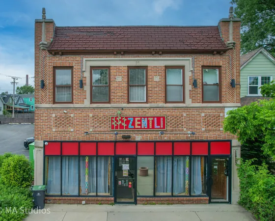 $695,900 | 1813 Dempster Street, Evanston, IL 60201