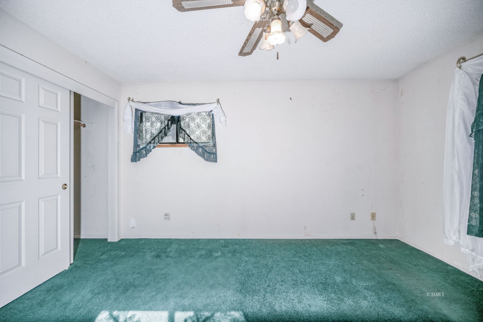 227 Kimberly Lane Ridgecrest, CA 93555 - Photo 25 of 32 Gallery Image 25