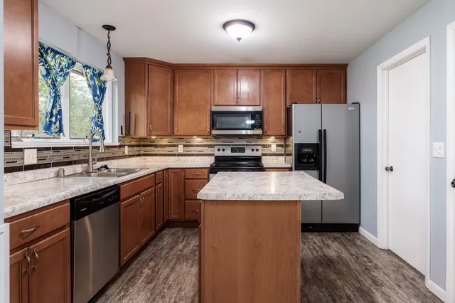 $259,900 | 2066 South Masters Street, Beloit, WI 53511