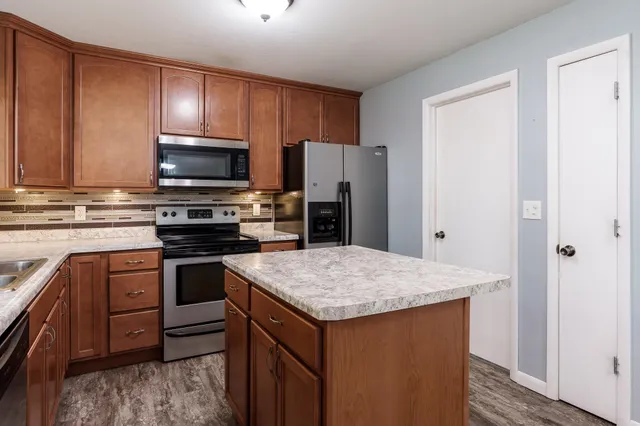 $259,900 | 2066 South Masters Street, Beloit, WI 53511