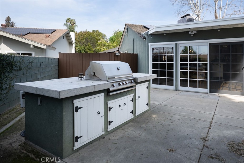 1222 Sharon Road Santa Ana, CA 92706 - Photo 29 of 34 a view of a house with a tub and window