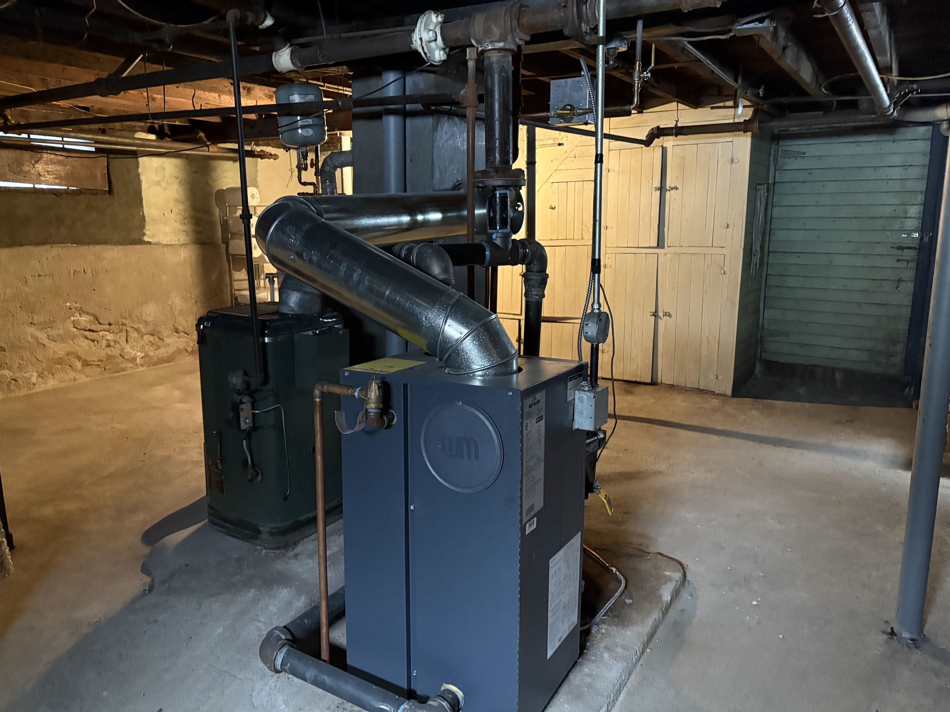 383 Wilson Street Manchester, NH 03103 - Photo 19 of 22