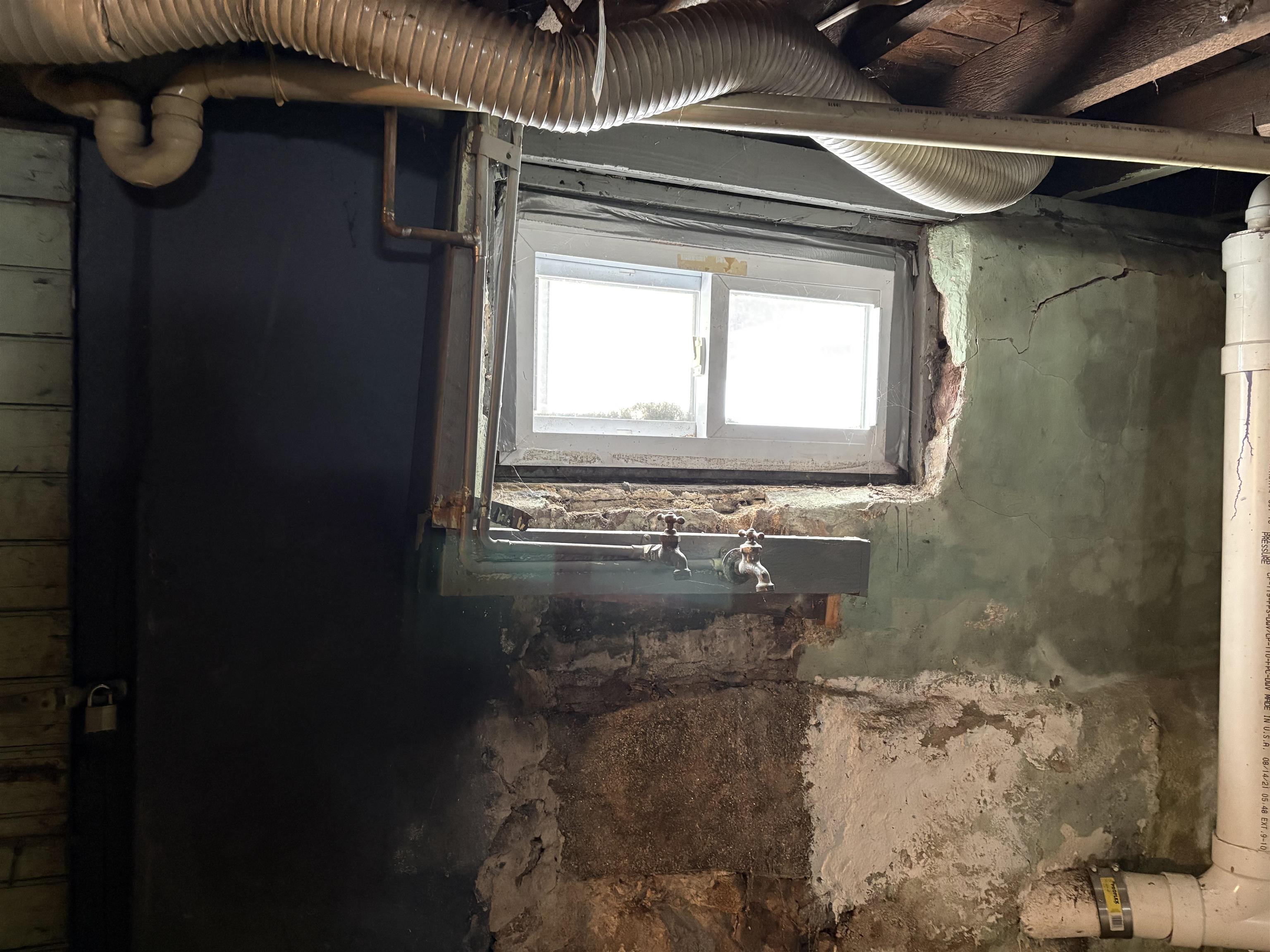 383 Wilson Street Manchester, NH 03103 - Photo 21 of 22