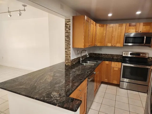 $215,000 | 4384 Northwest 9th Avenue, Unit 191D, Deerfield Beach, FL 33064