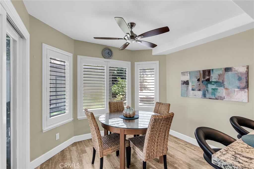 11322 Breithorn Court Riverside, CA 92503 - Photo 15 of 41